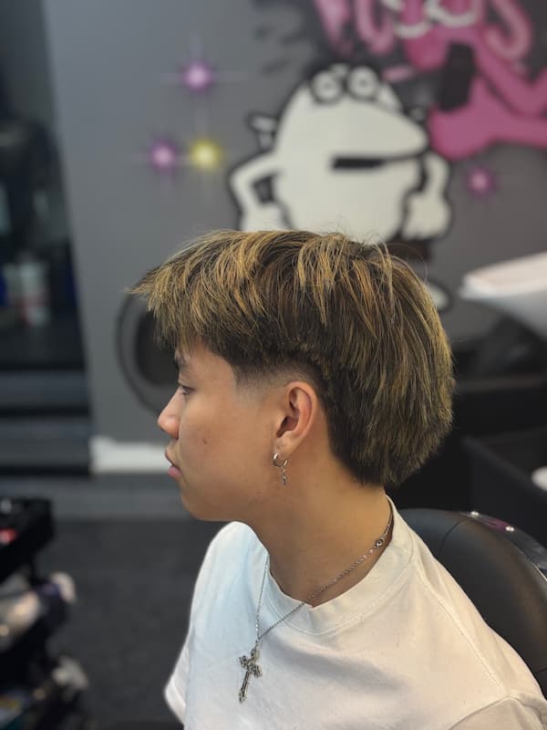 Classic leather barbershop chair in a modern setting